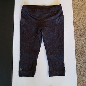 Athleta Capri pants size S